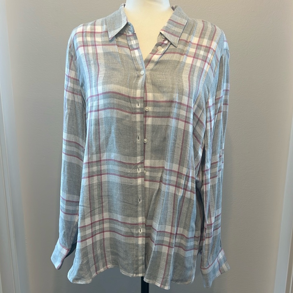 Banana Republic button down shirt